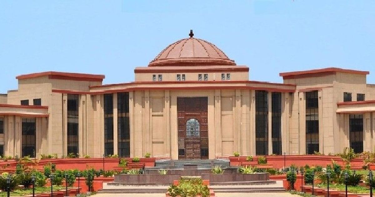 Chhattisgarh High Court Upholds FIR Against Professor for Allegedly Coercing Non-Muslim Students into Namaz
