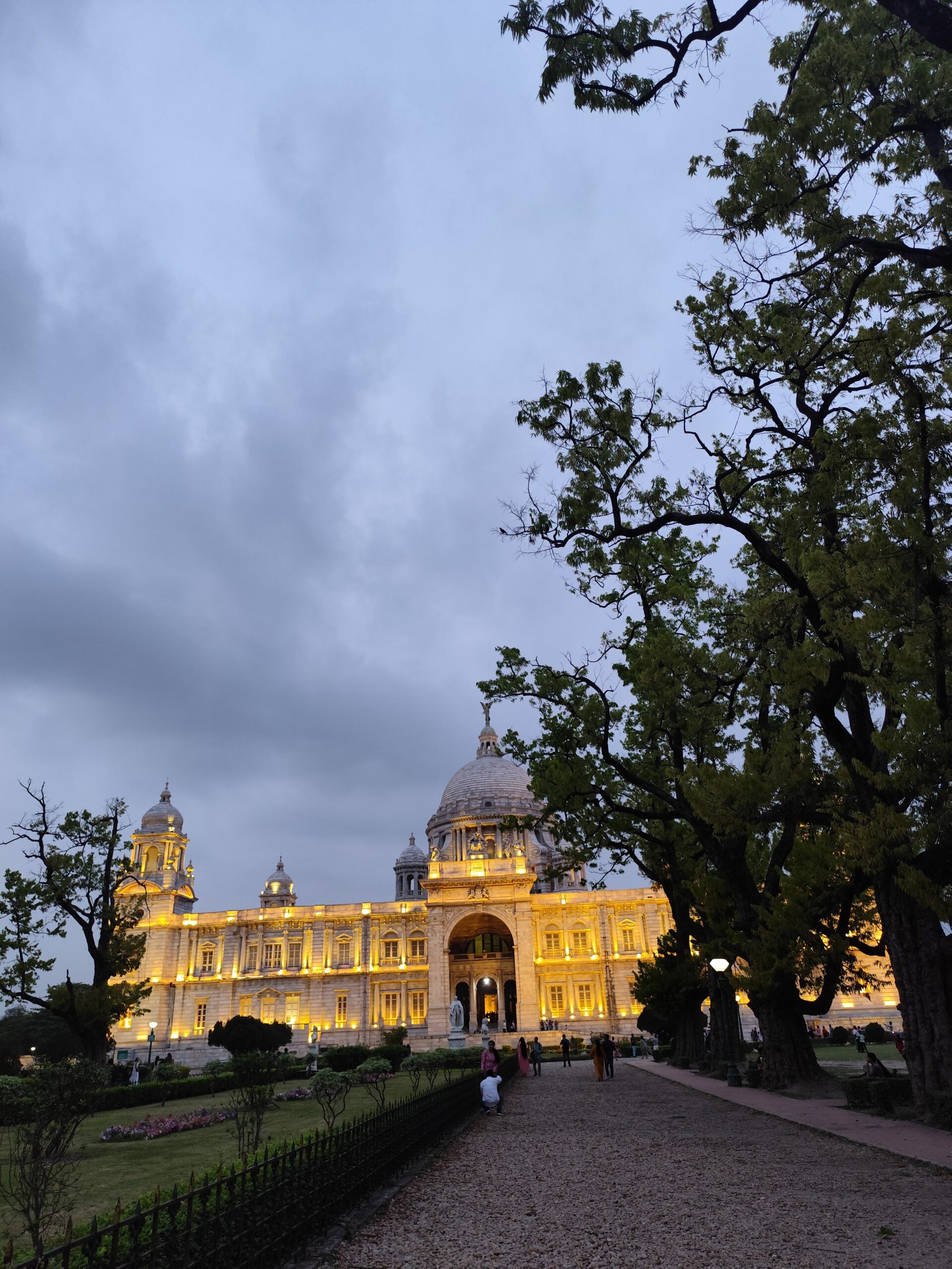 Victoria Memorial Illuminates Kolkata’s Skyline, Reinforcing Its Timeless Legacy Kolkata, West Bengal