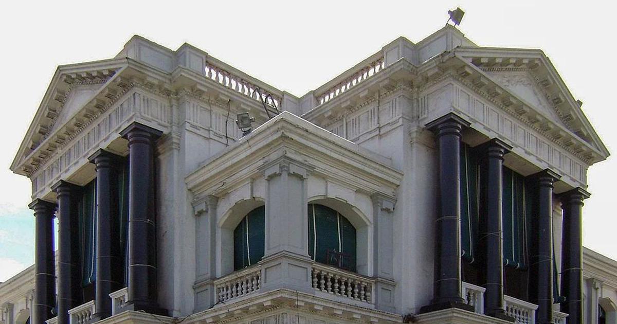Political Turmoil in Tamil Nadu: Four AIADMK MLAs Resign Amid Internal Strife